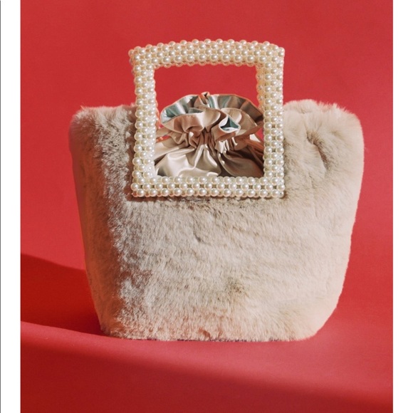 Zara faux fur basket with pearl handle - Picture 6 of 9